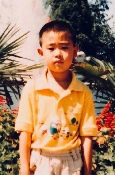张云雷小时候照片